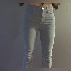 Frame Denim Ali High Rise Cigarette Corduroy Jeans in Smoke (gray color) size 26